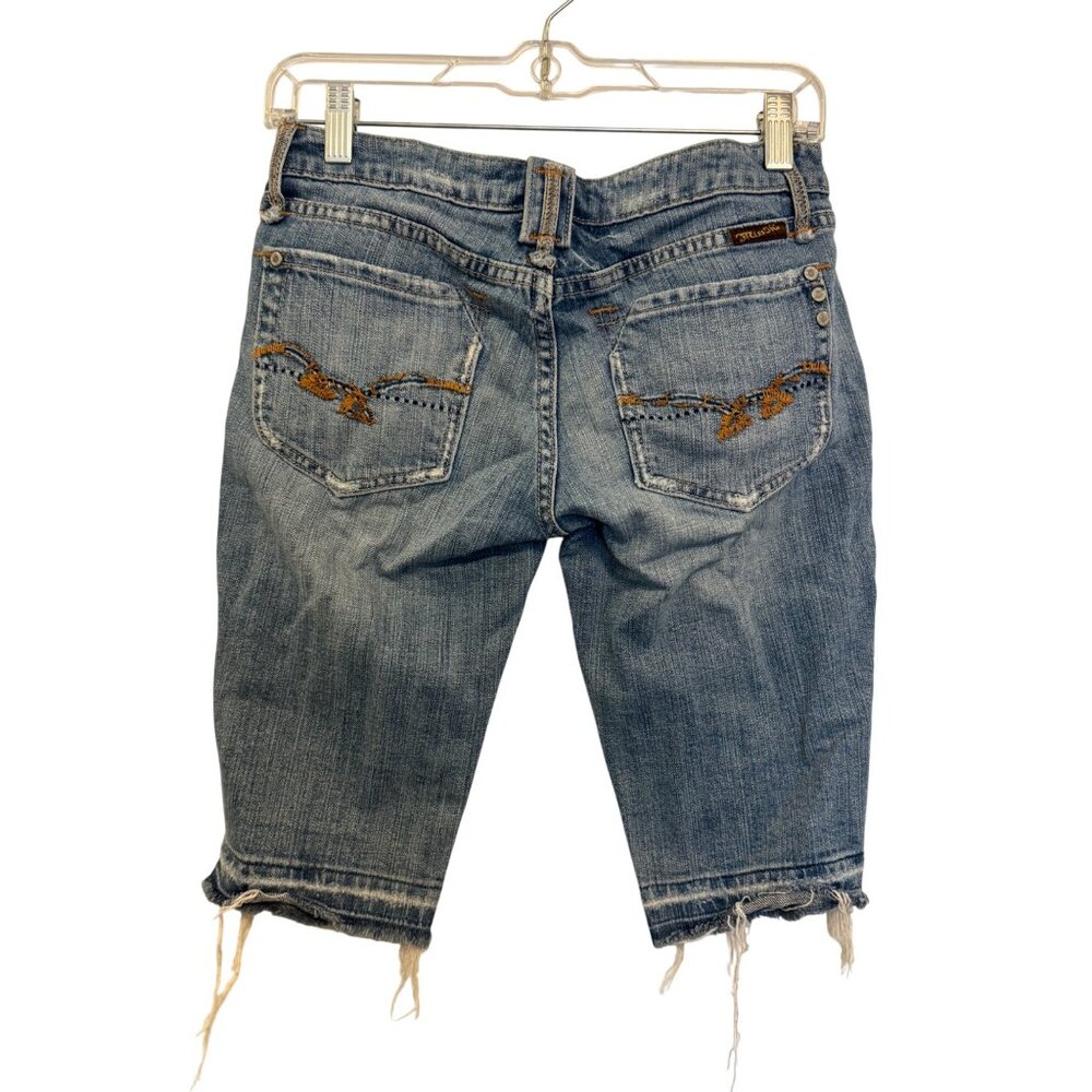 Miss Me Womens Distressed Denim Bermuda Shorts Frayed Hem Size 26 Blue Stretch C
